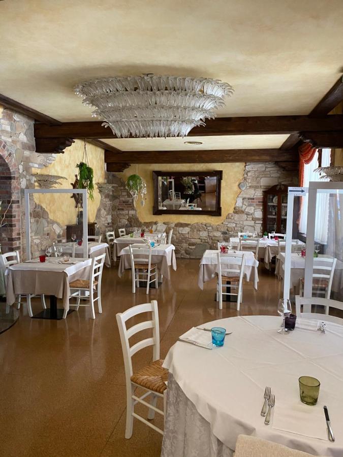 Locanda Ferrari Goro Bagian luar foto