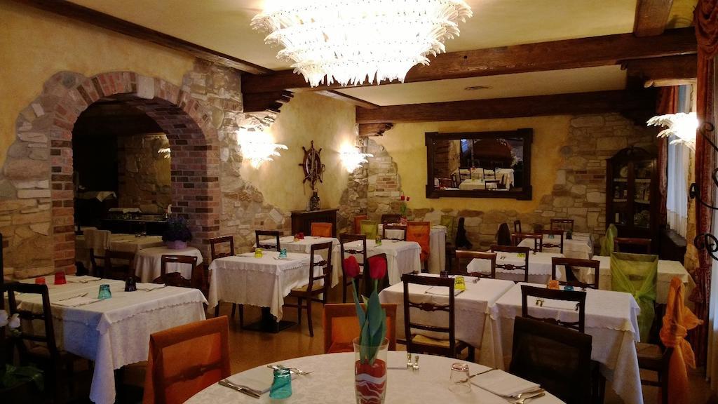 Locanda Ferrari Goro Bagian luar foto