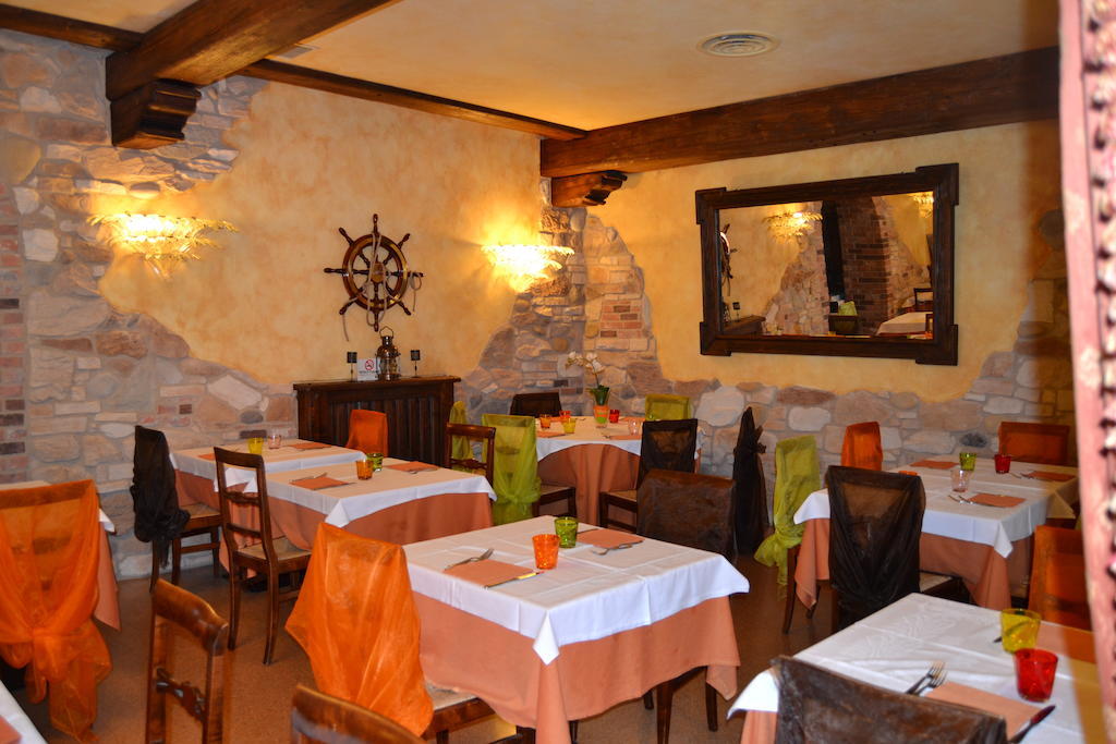Locanda Ferrari Goro Bagian luar foto