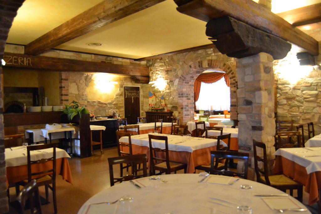 Locanda Ferrari Goro Bagian luar foto