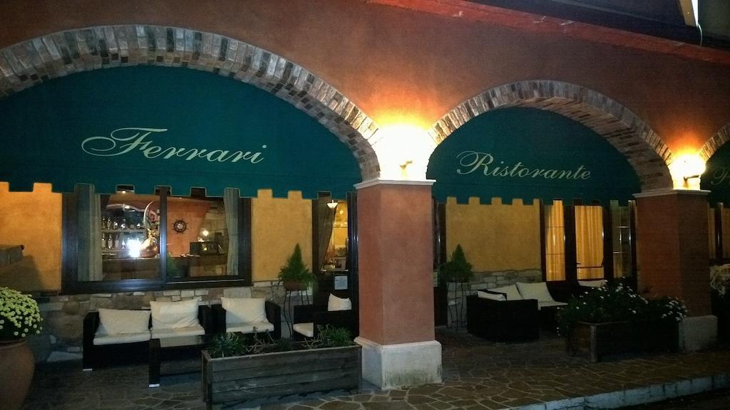 Locanda Ferrari Goro Bagian luar foto