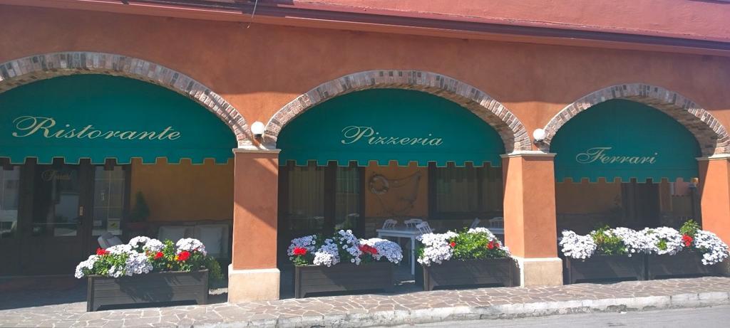 Locanda Ferrari Goro Bagian luar foto