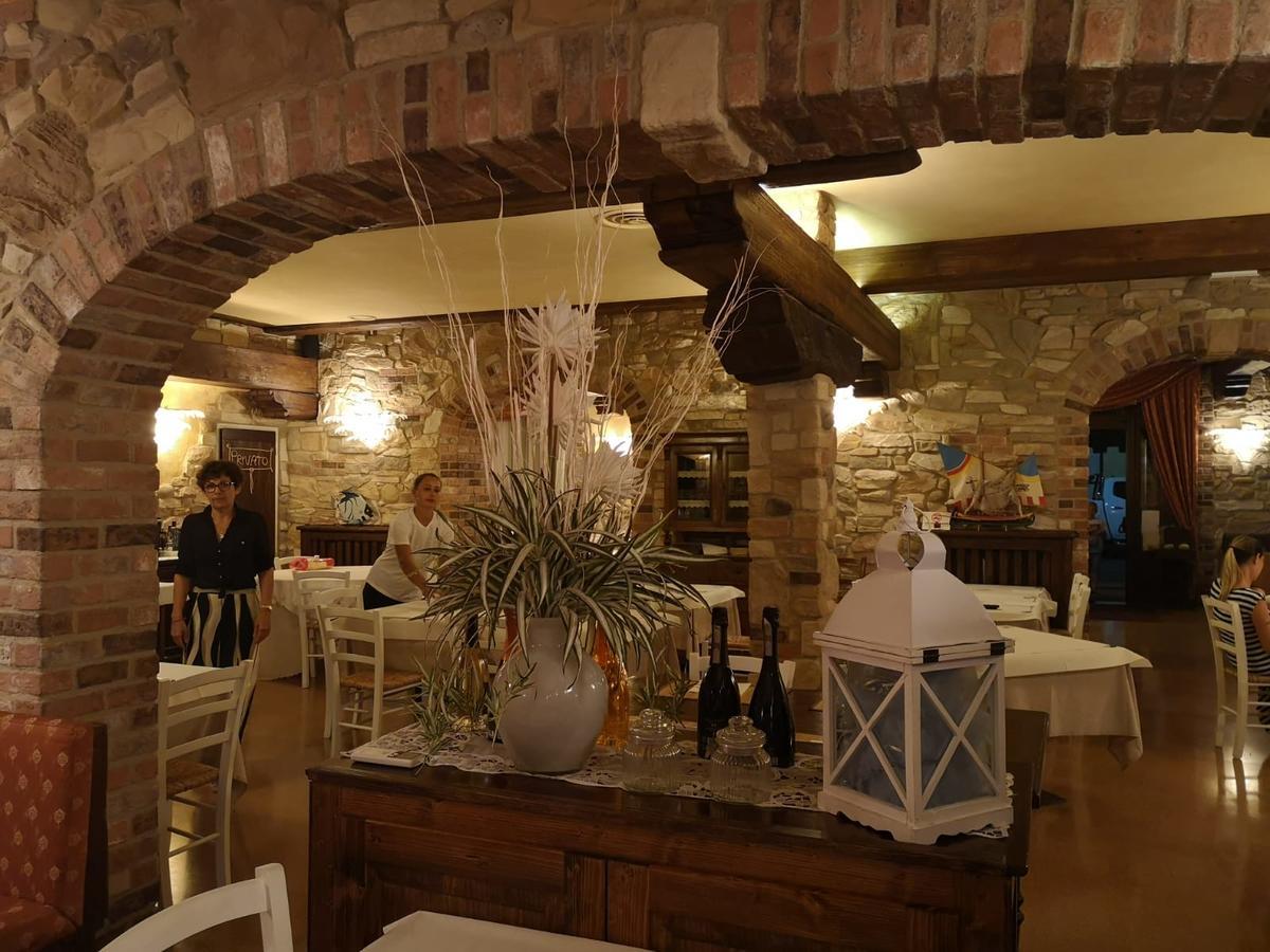 Locanda Ferrari Goro Bagian luar foto